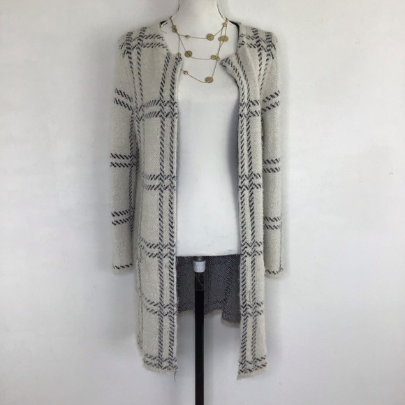 AUGUST SILK WOMEN LIGHT GREY BLACK DESIGN VERY LONG WINTER WARM CARDIGAN SZ L - Picture 1 of 7